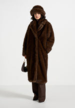 Bria - Oversized Fur Coat With Leather Belt - Brown