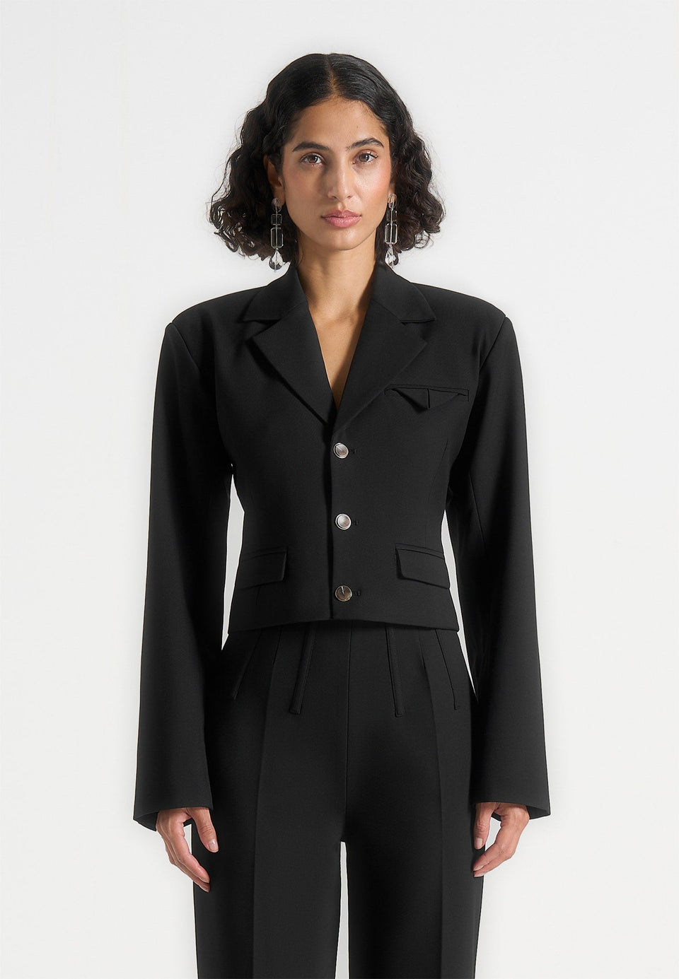 prisca-tailored-cropped-blazer-black