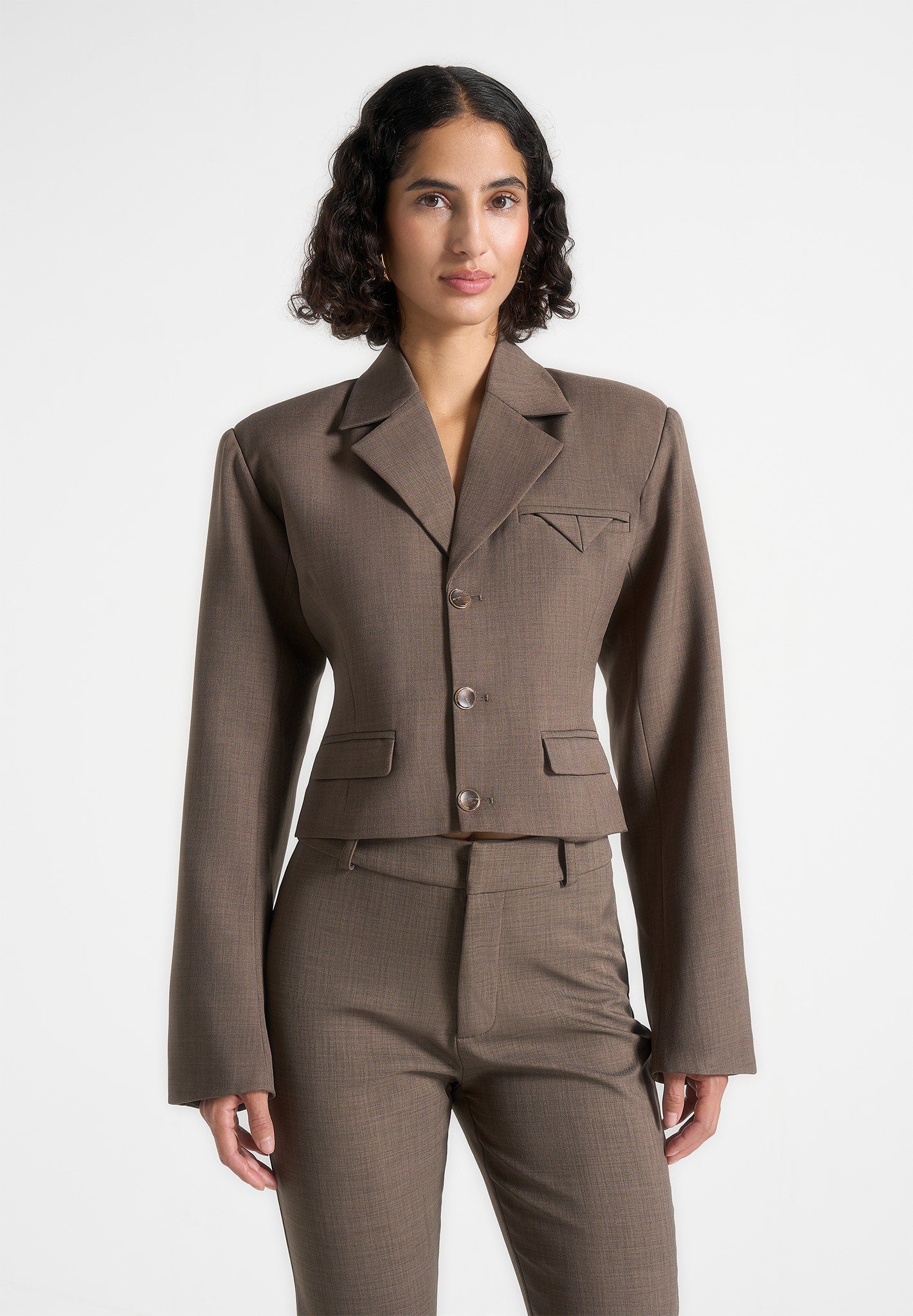 Prisca - Tailored Cropped Blazer - Taupe 