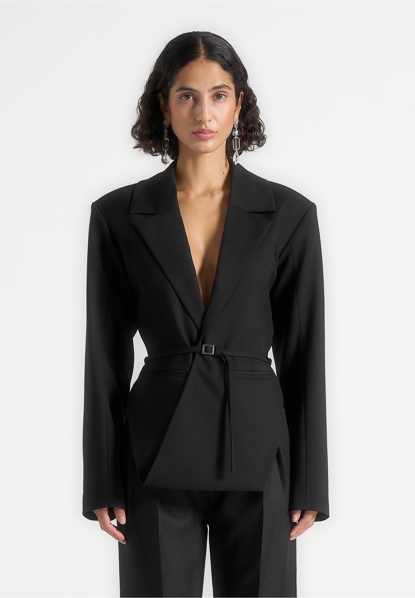 Yuna - Plunge Tailored Blazer With Belt - Black