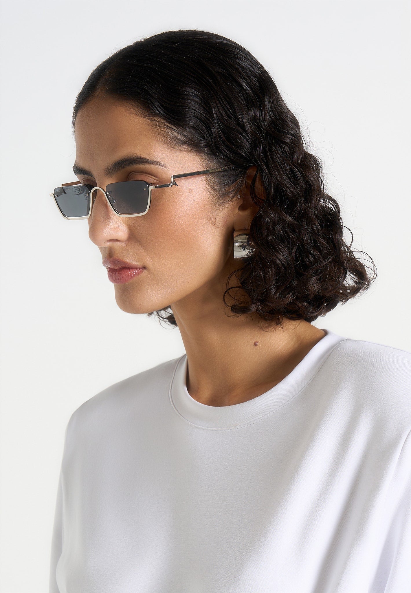 kai-rectangular-frameless-sunglasses-silver