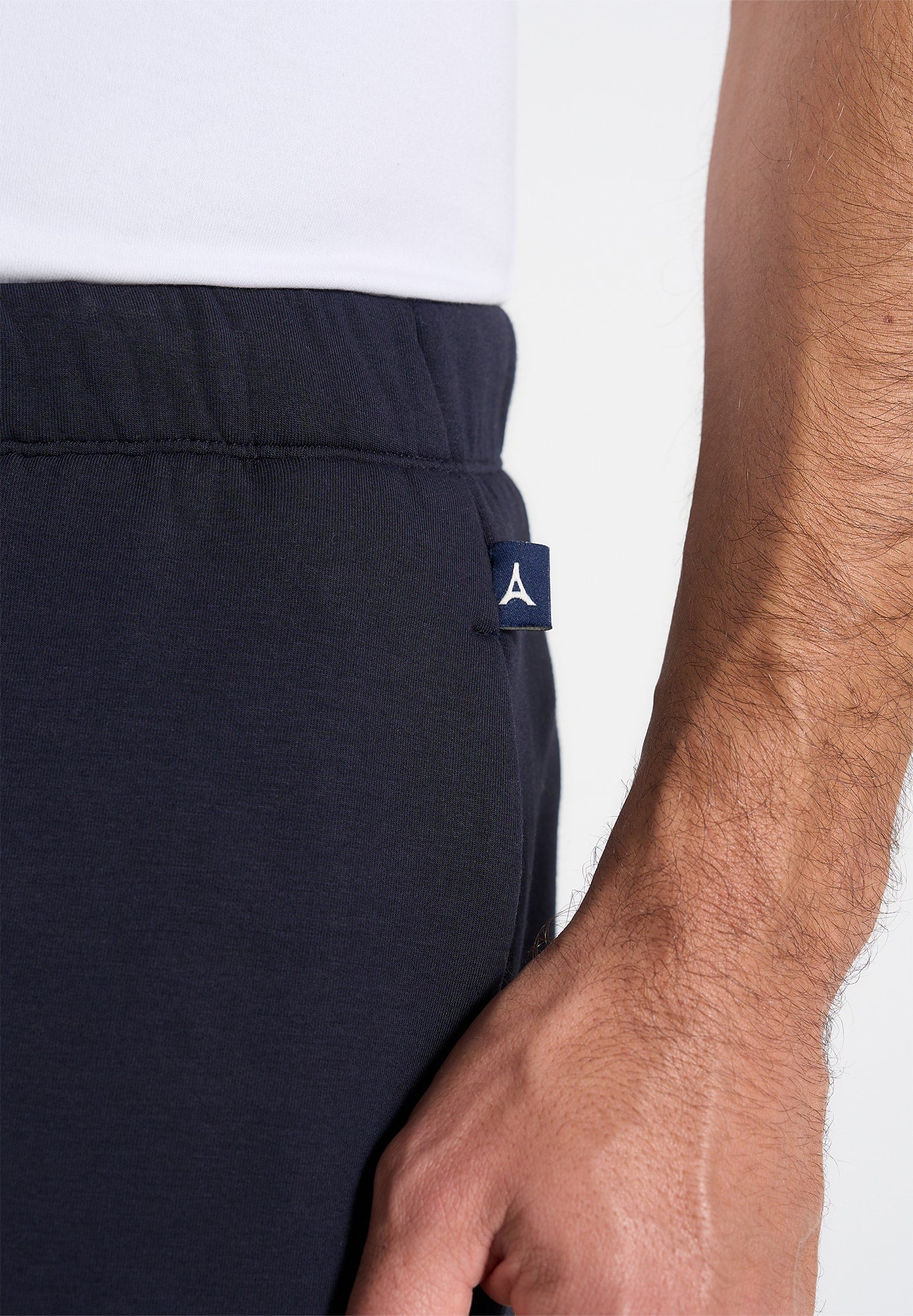 dion-neoprene-minimal-tapered-fit-cuffed-joggers-navy