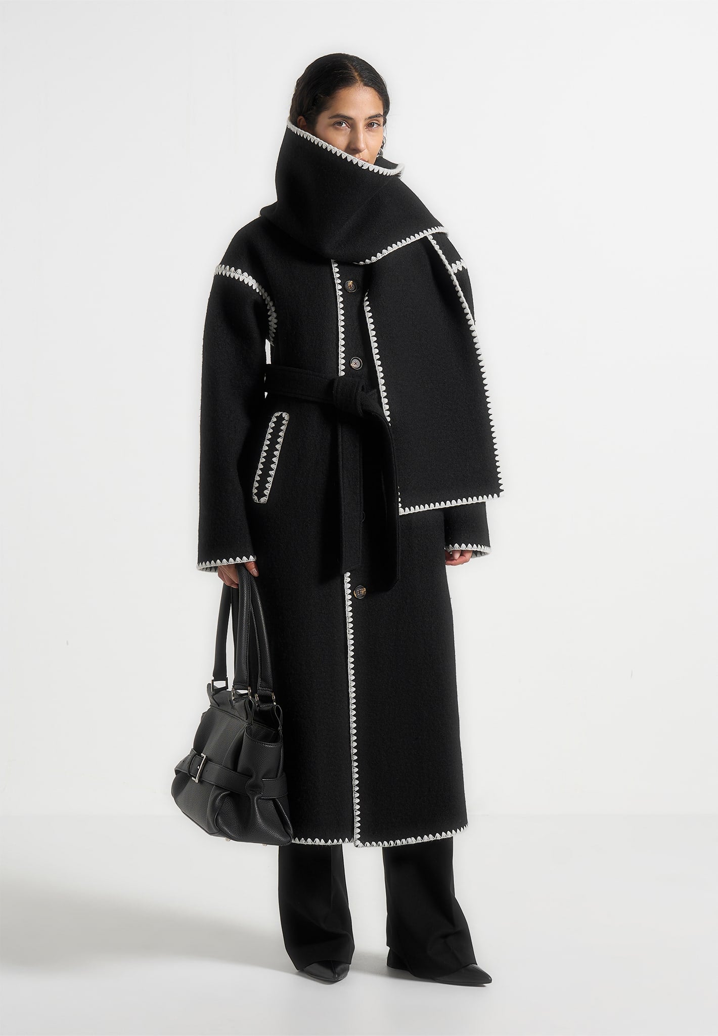 Aube - Blanket Stitch Wool Scarf - Black