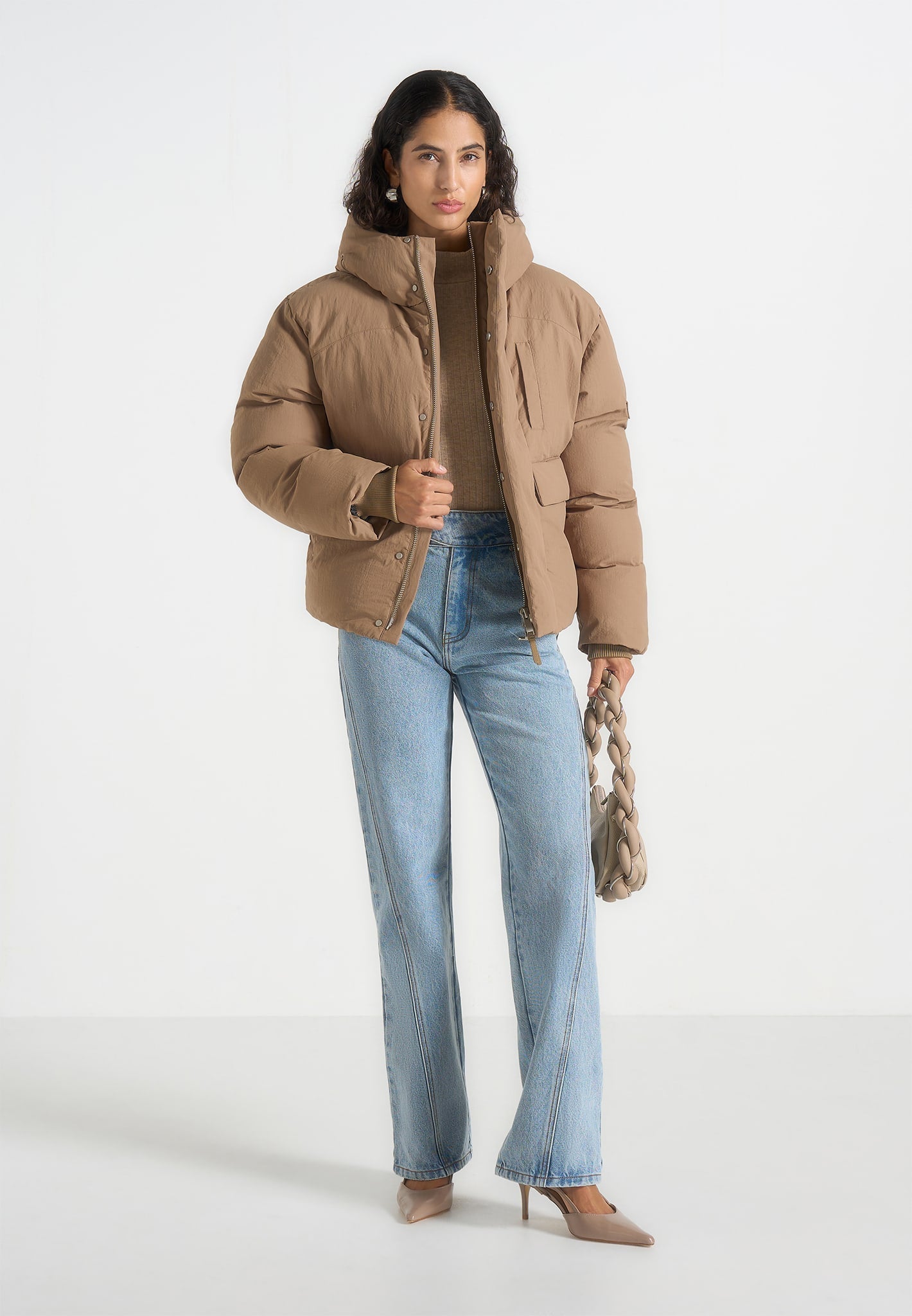 casey-unisex-minimal-raglan-puffer-jacket-taupe