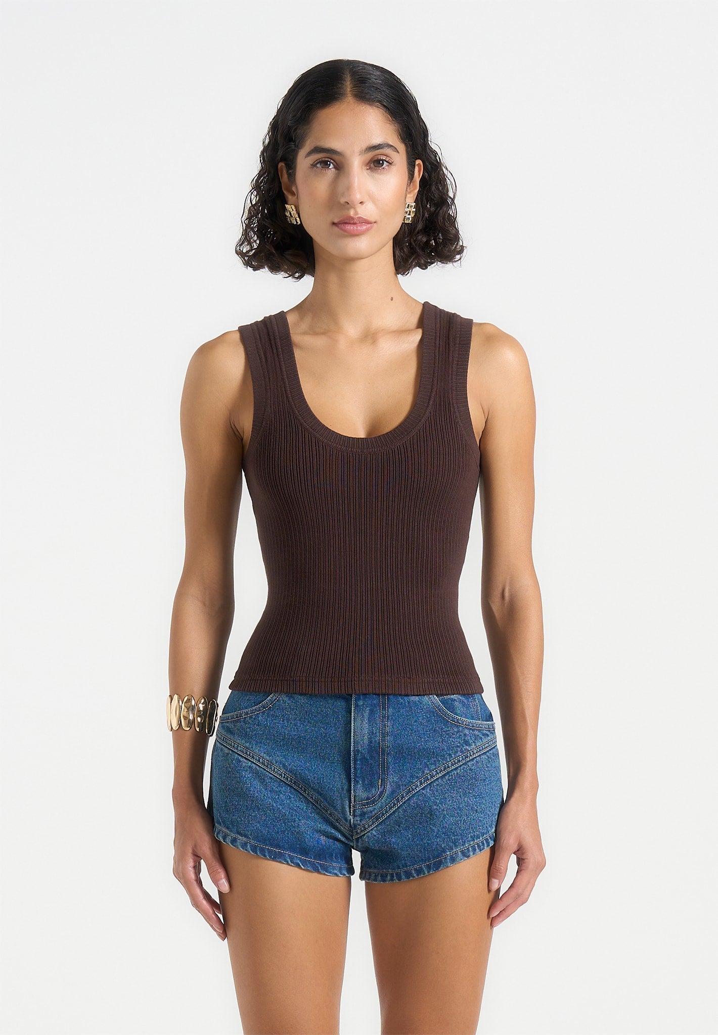 VS001 - Scoop Neck Ribbed Cotton Vest - Brown