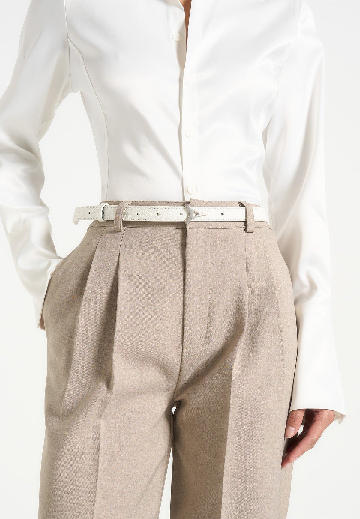 leonie-eiffel-slim-leather-belt-white