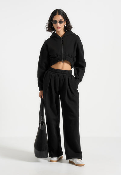 fanny-straight-leg-box-pleat-joggers-black
