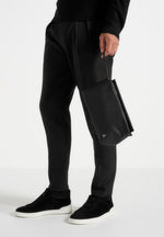 jessy-textured-leather-washbag-black