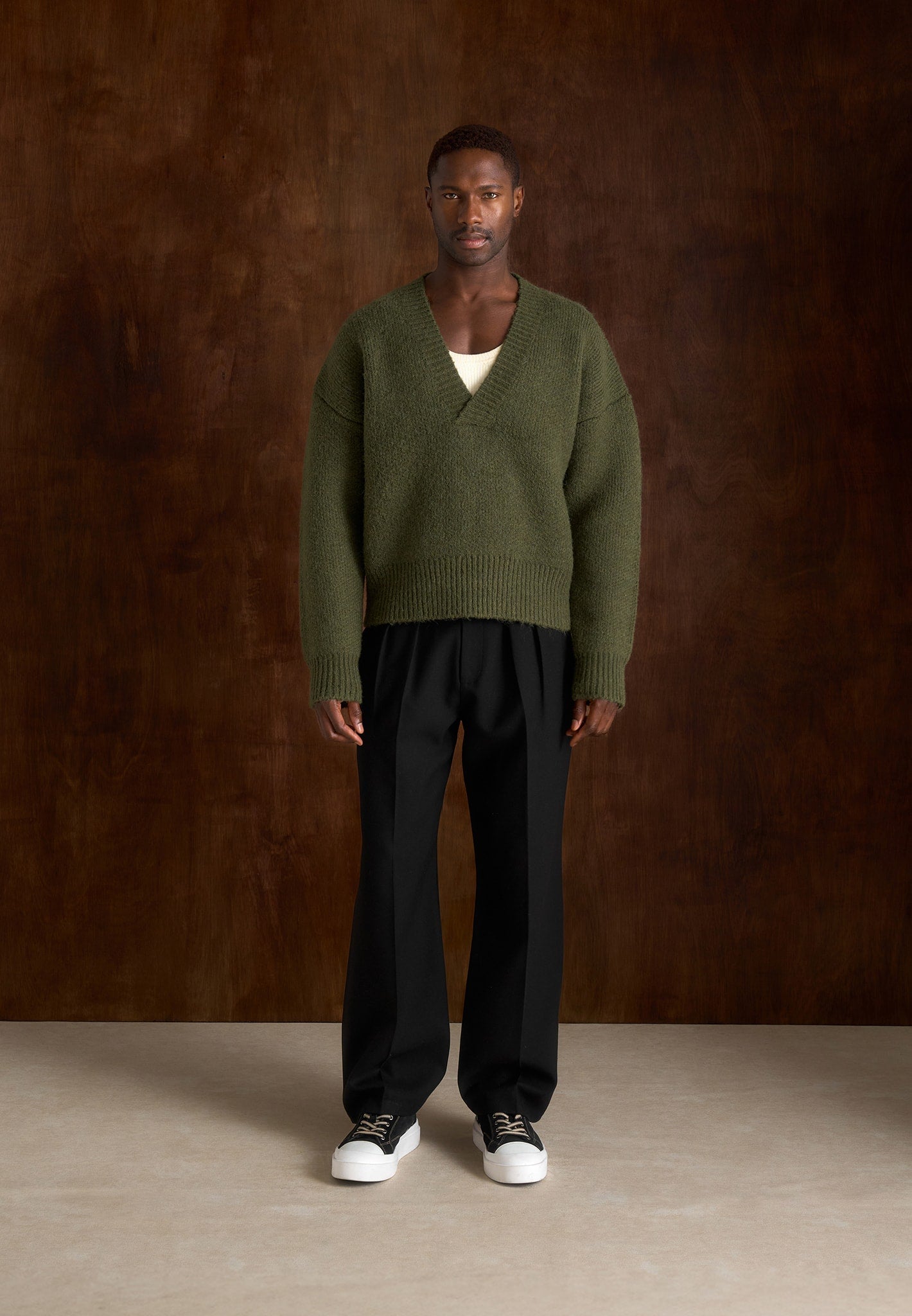 chad-v-neck-wool-knit-jumper-olive