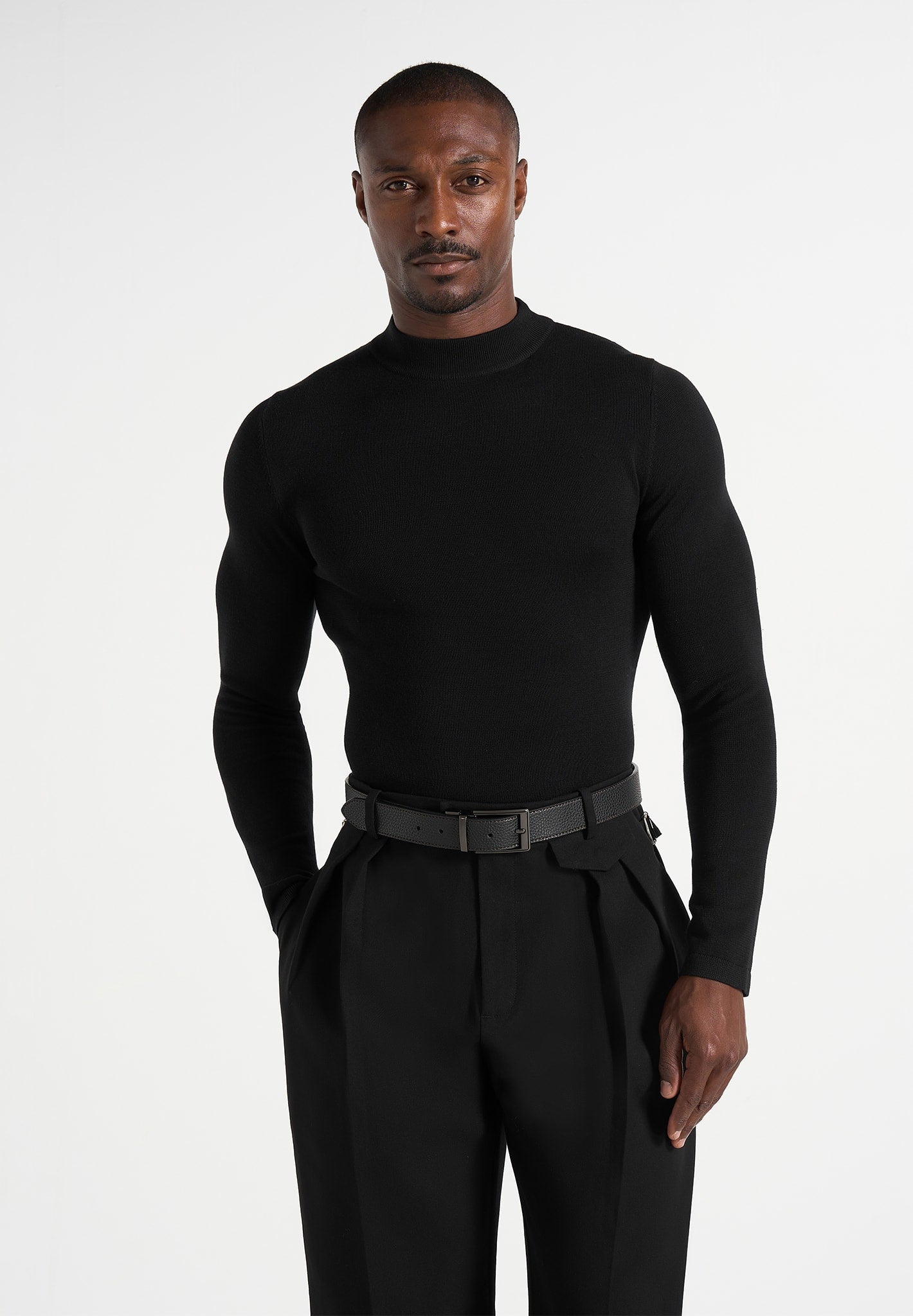 KW003 - Fitted Mock Neck Wool-Blend Jumper - Black