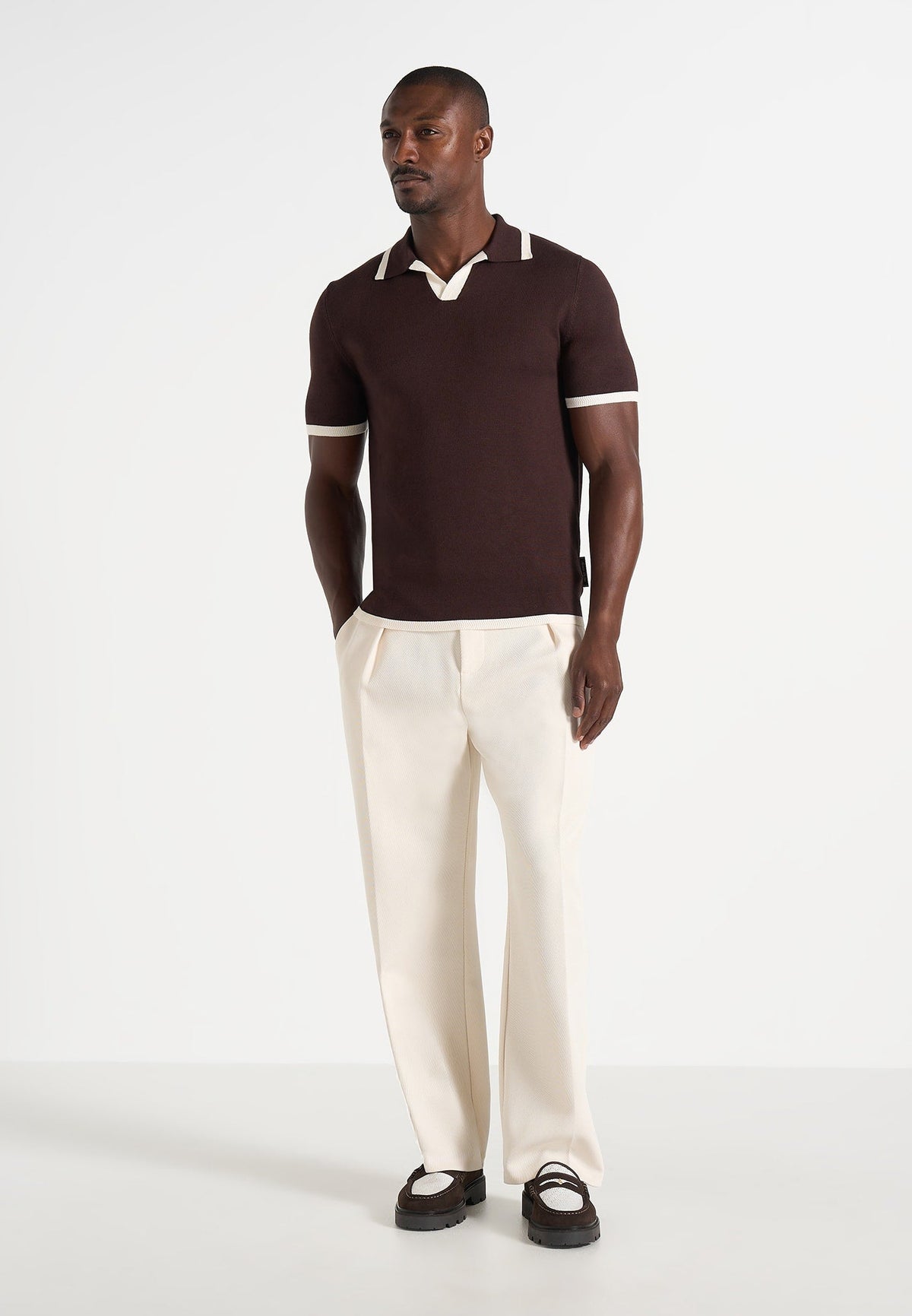lambert-contrast-detail-knit-polo-shirt-brown