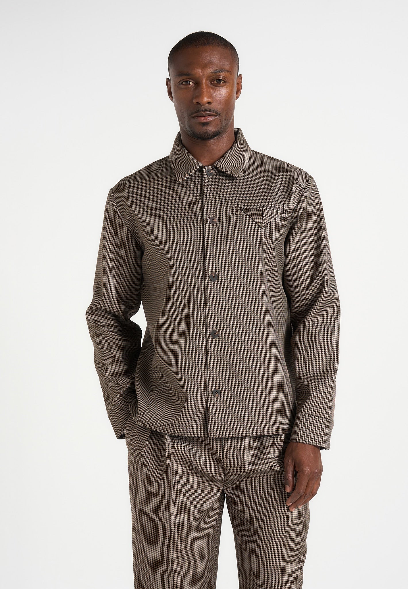 leo-houndstooth-overshirt-brown