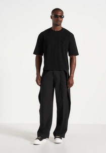 Leon - Boxy Cropped T-Shirt - Black