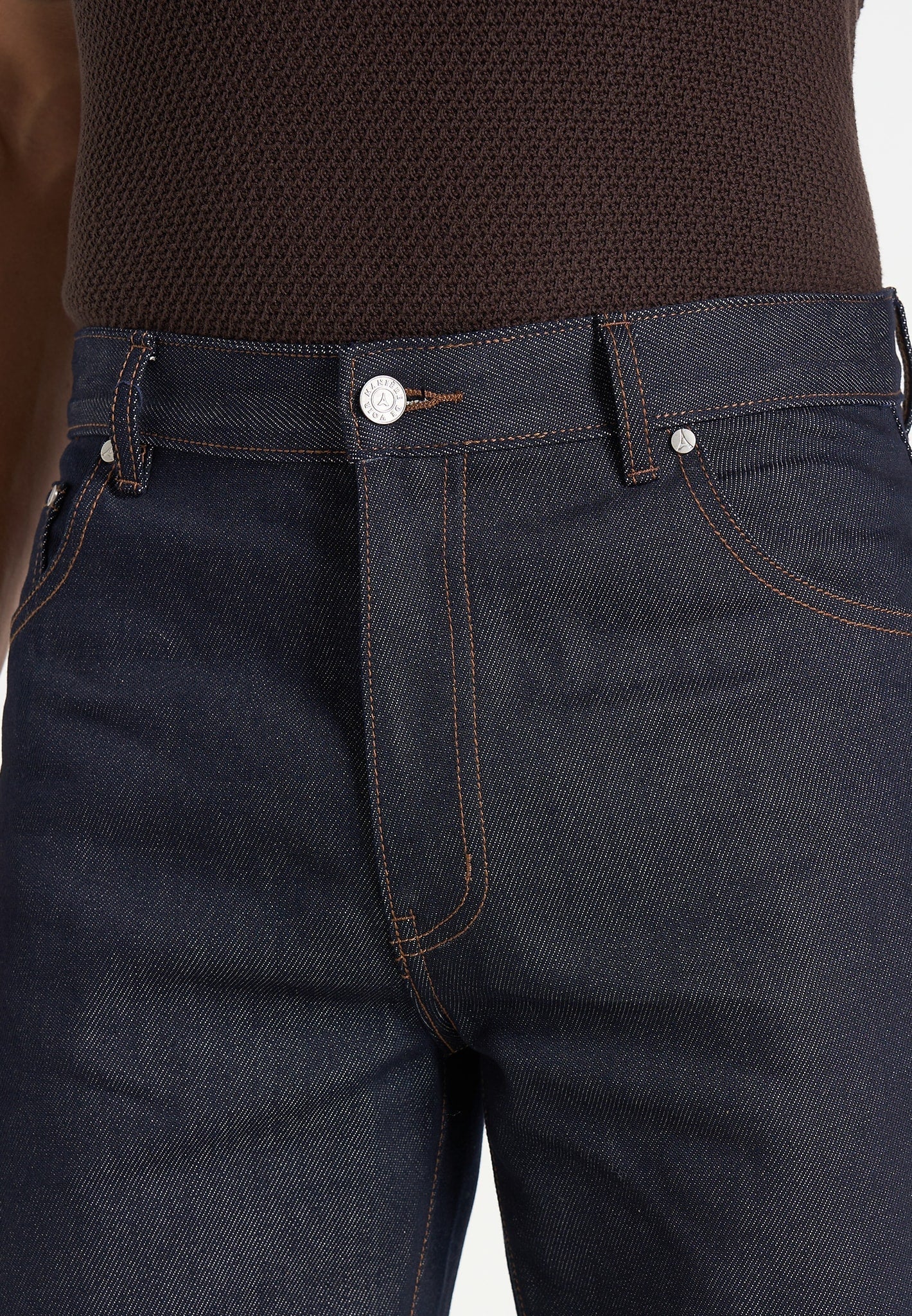 dn001-tapered-fit-denim-jeans-indigo