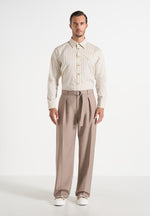 loic-wide-leg-textured-belted-trousers-taupe