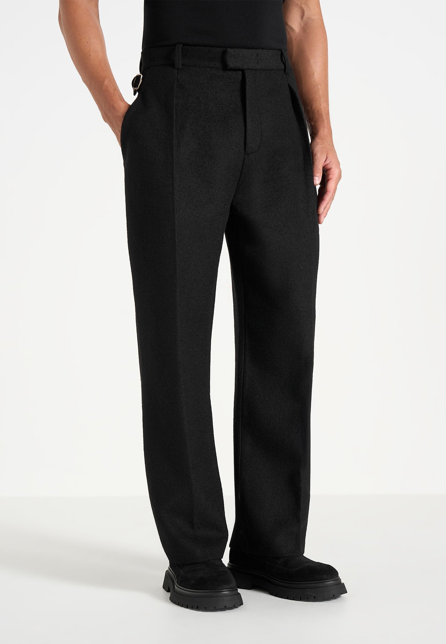 Dorian - Herringbone Brushed Wool Pleated Trousers - Black
