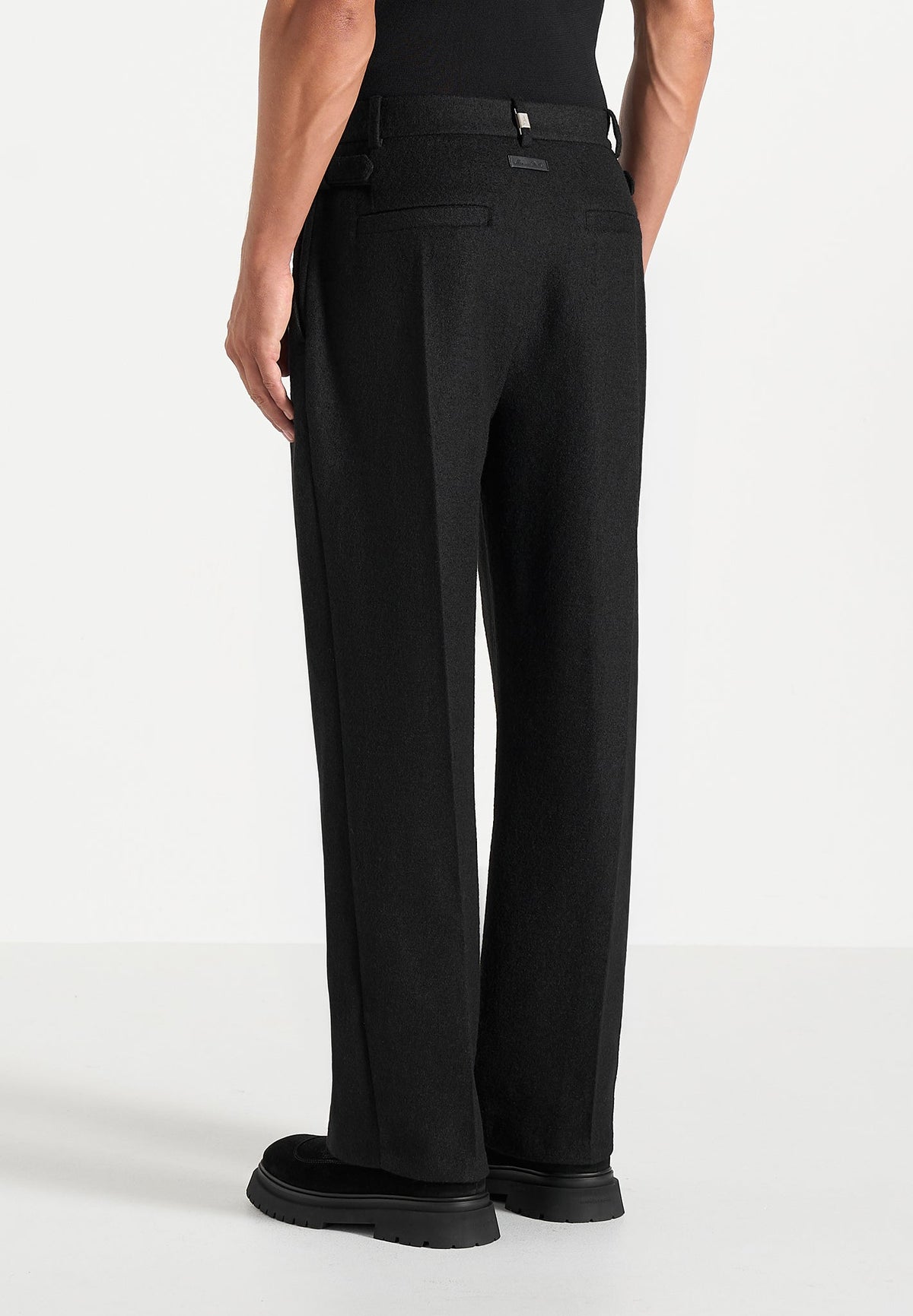 Dorian - Herringbone Brushed Wool Pleated Trousers - Black