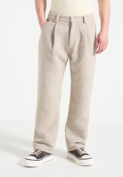 arnault-boucle-pleated-jeans-beige