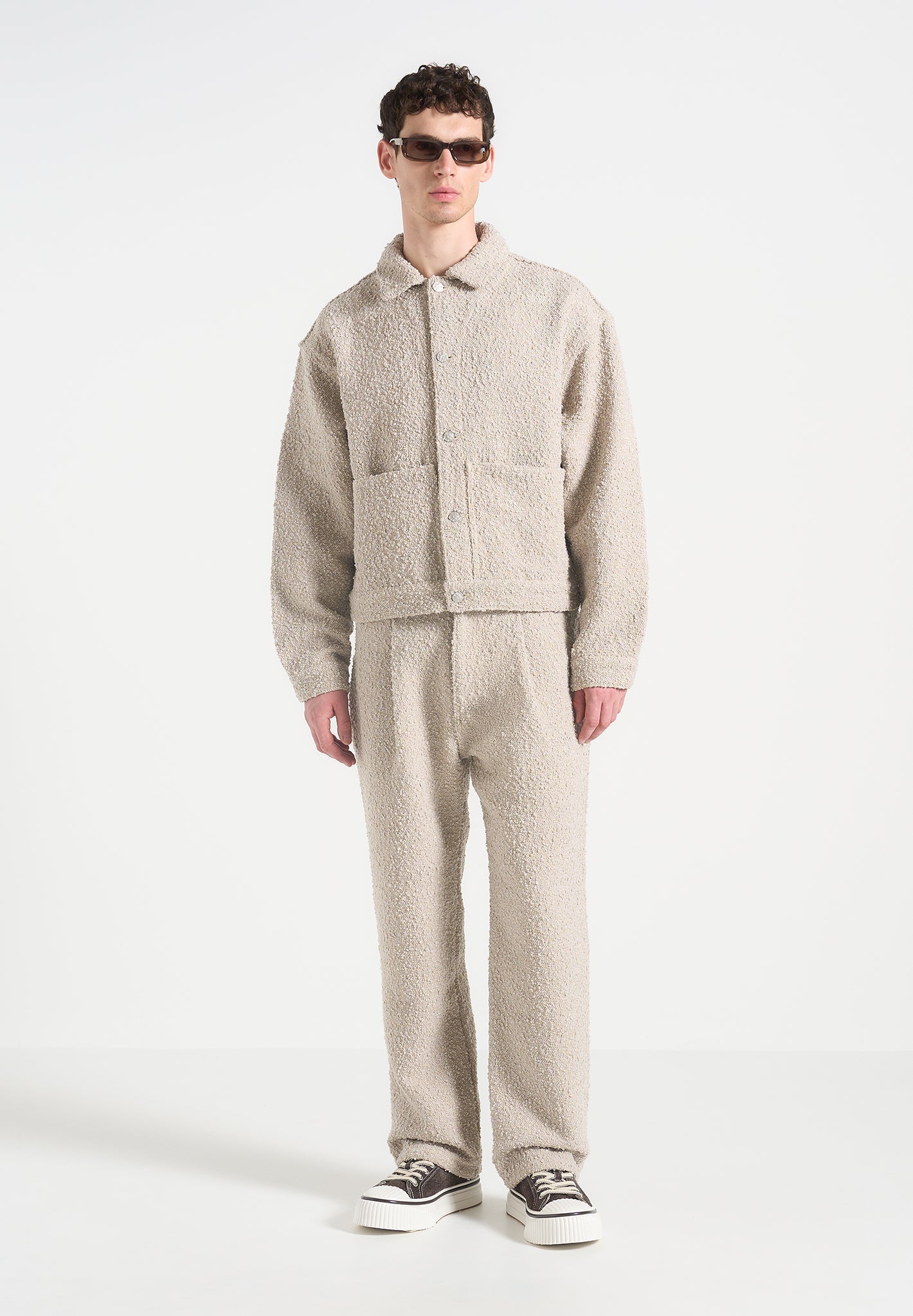 arnault-boucle-pleated-jeans-beige