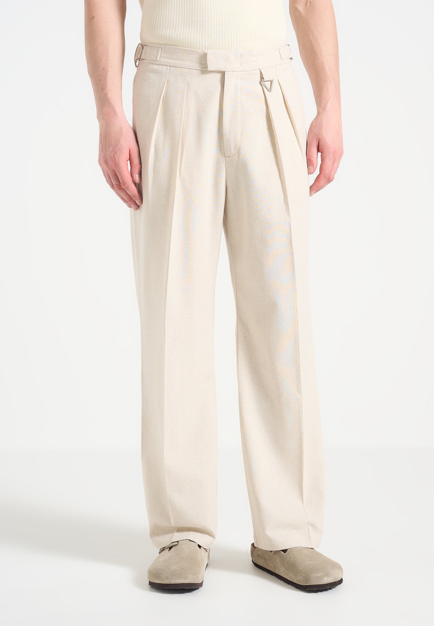 Pierre - Relaxed Fit Linen Trouser with Twin Pleat - Natural