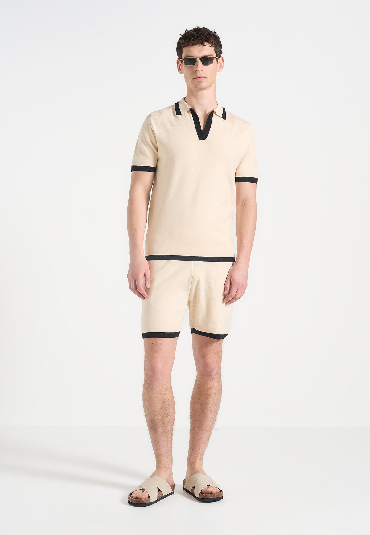 R⁠egis - Contrast Detail Knit Shorts - Cream