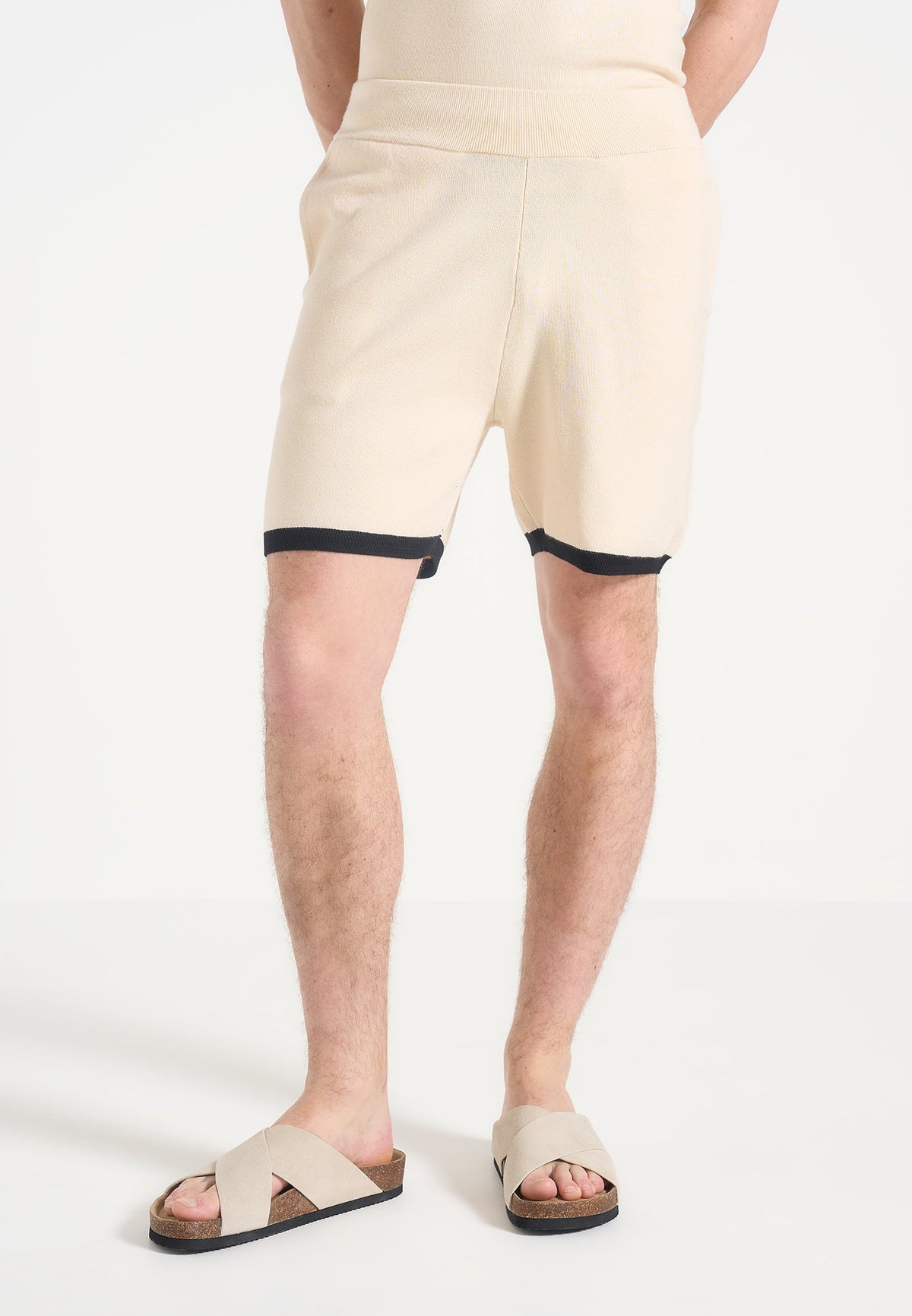 R⁠egis - Contrast Detail Knit Shorts - Cream