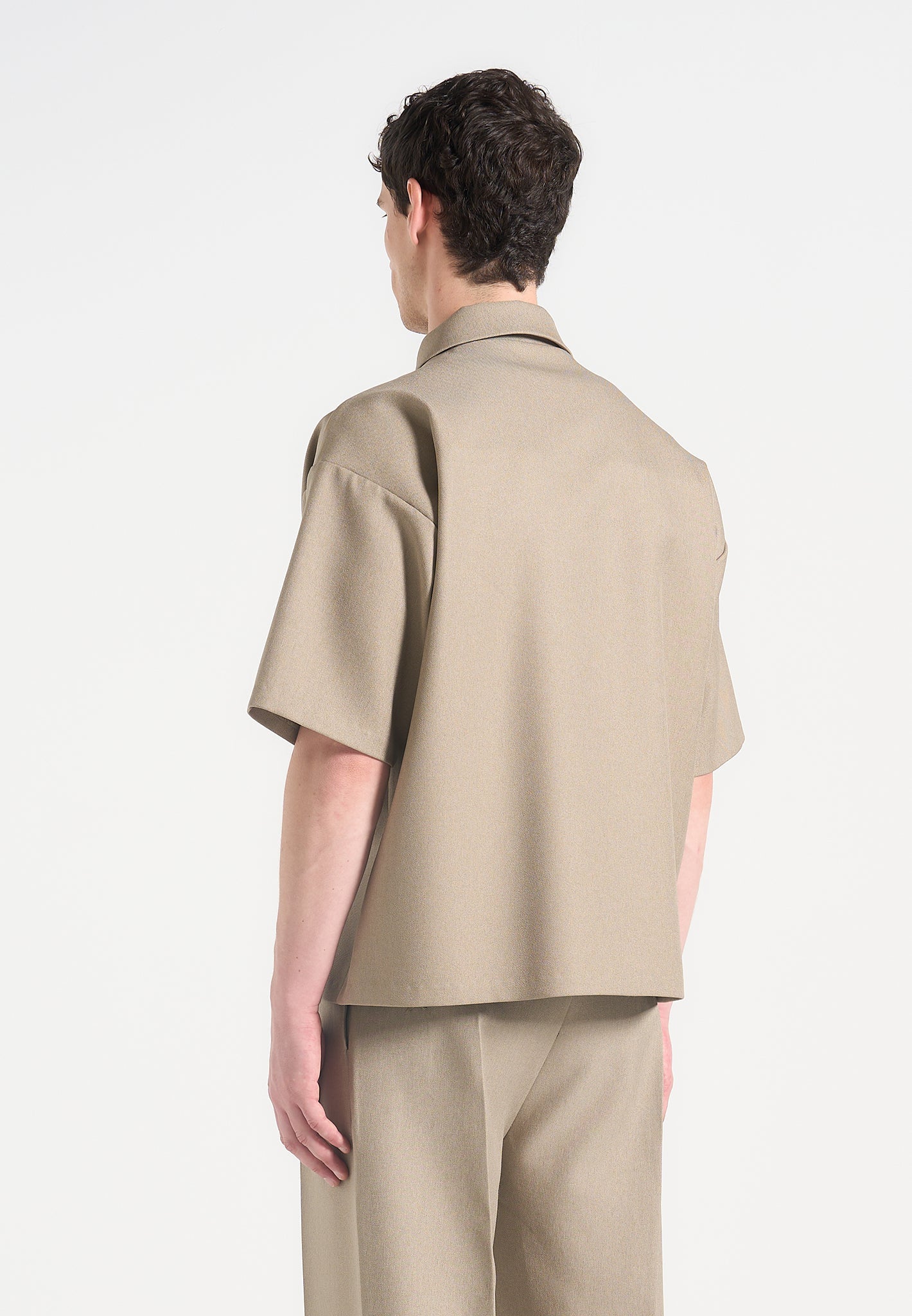 boxy-shirt-with-crease-beige