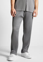 pleated-trousers-grey
