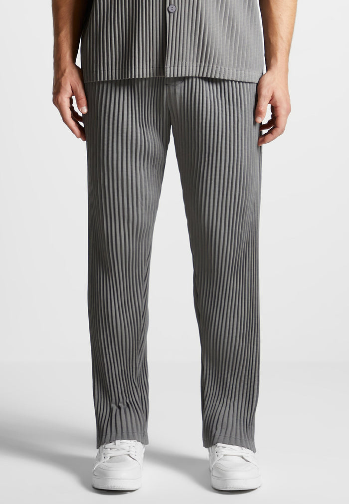 pleated-trousers-grey