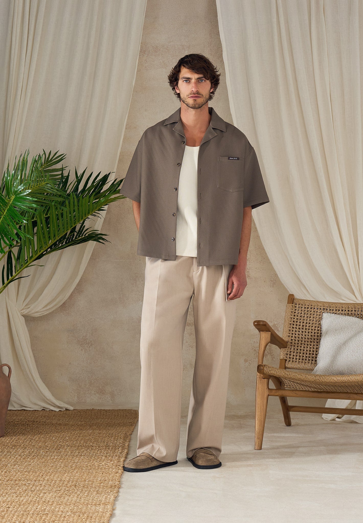 brook-unisex-signature-twill-boxy-shirt-olive