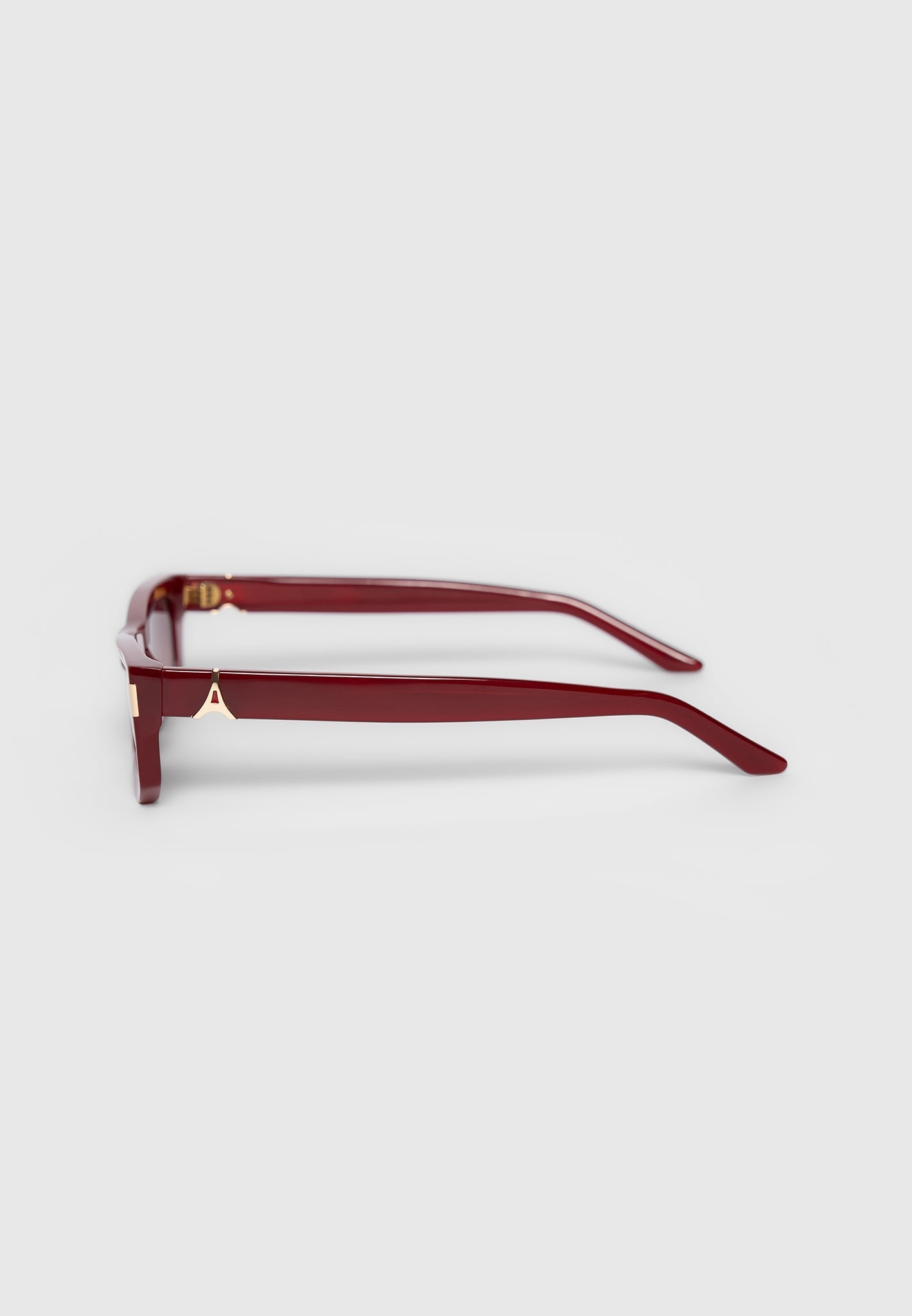 Milan - Curved-Frame Sunglasses - Red