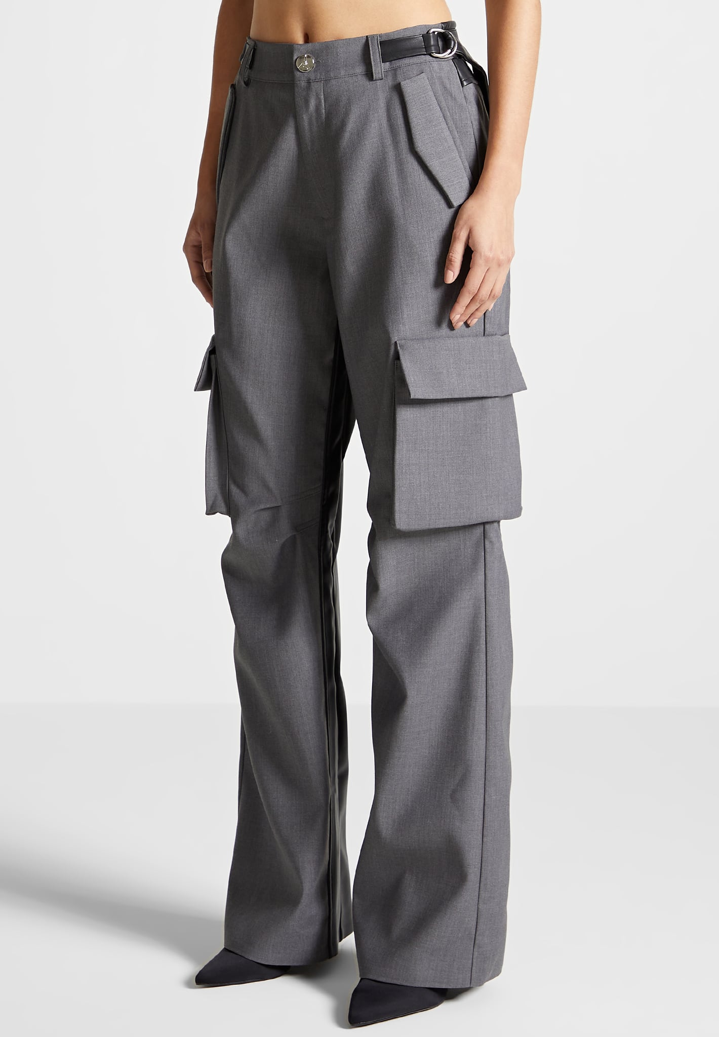 tailored-cargo-trousers-grey-black