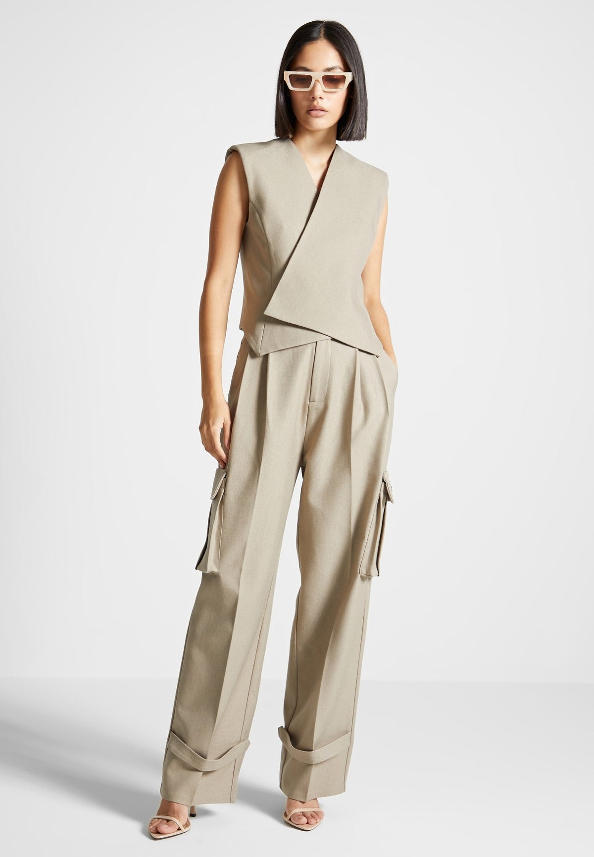 L⁠aurence - Tailored Wrap Waistcoat - Beige