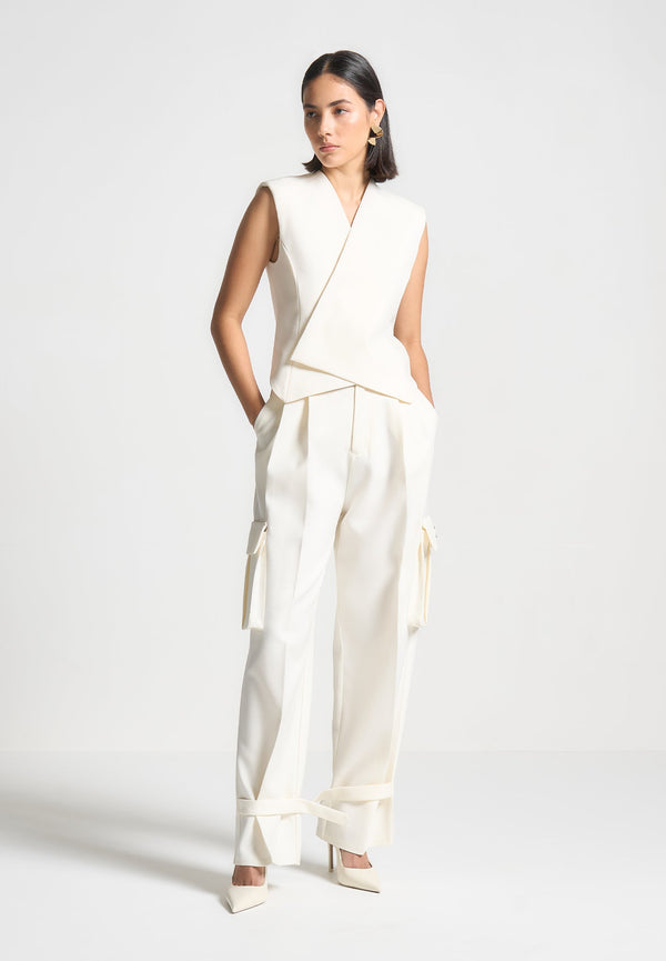 Danielle - Tailored Pleated Cargo Trousers - Cream