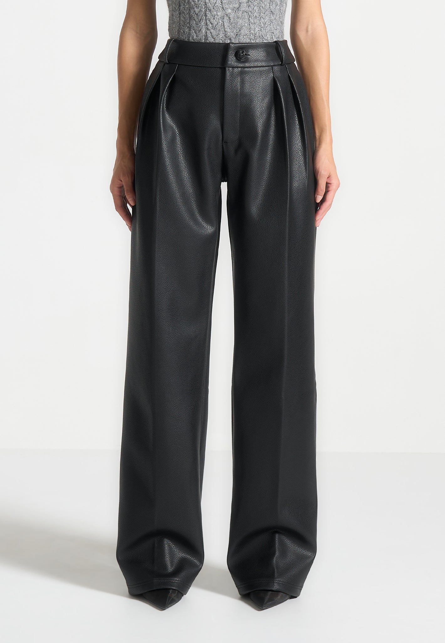 pebbled-leather-pleated-stacked-trousers-black