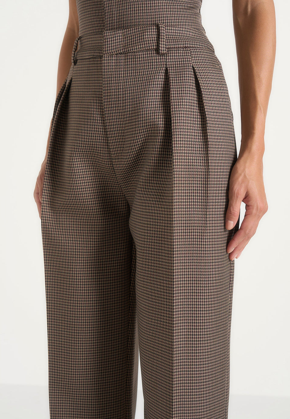 Julie - Houndstooth Twin Pleat Trousers - Brown