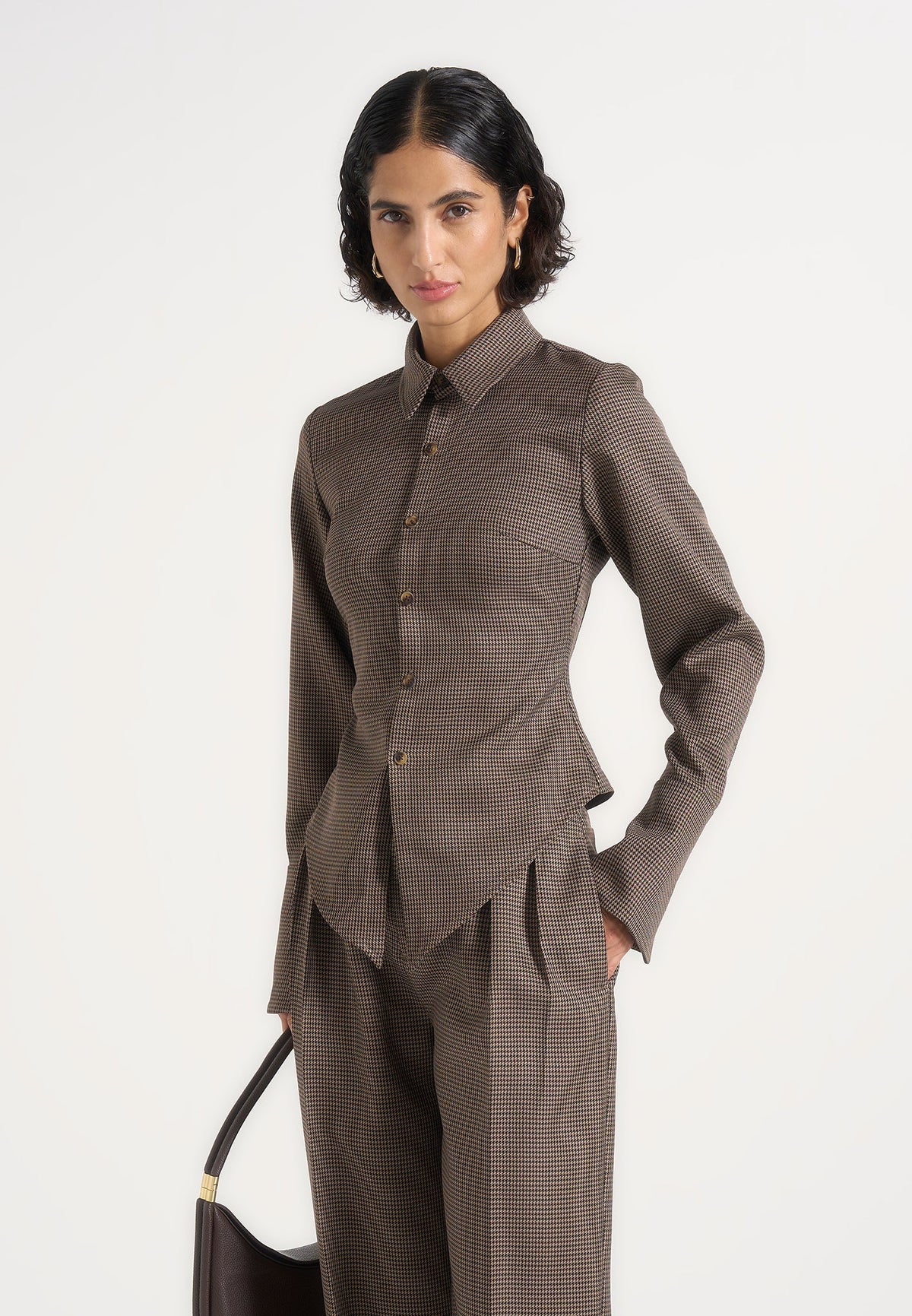 Sonia - Houndstooth Cinch Shirt - Brown