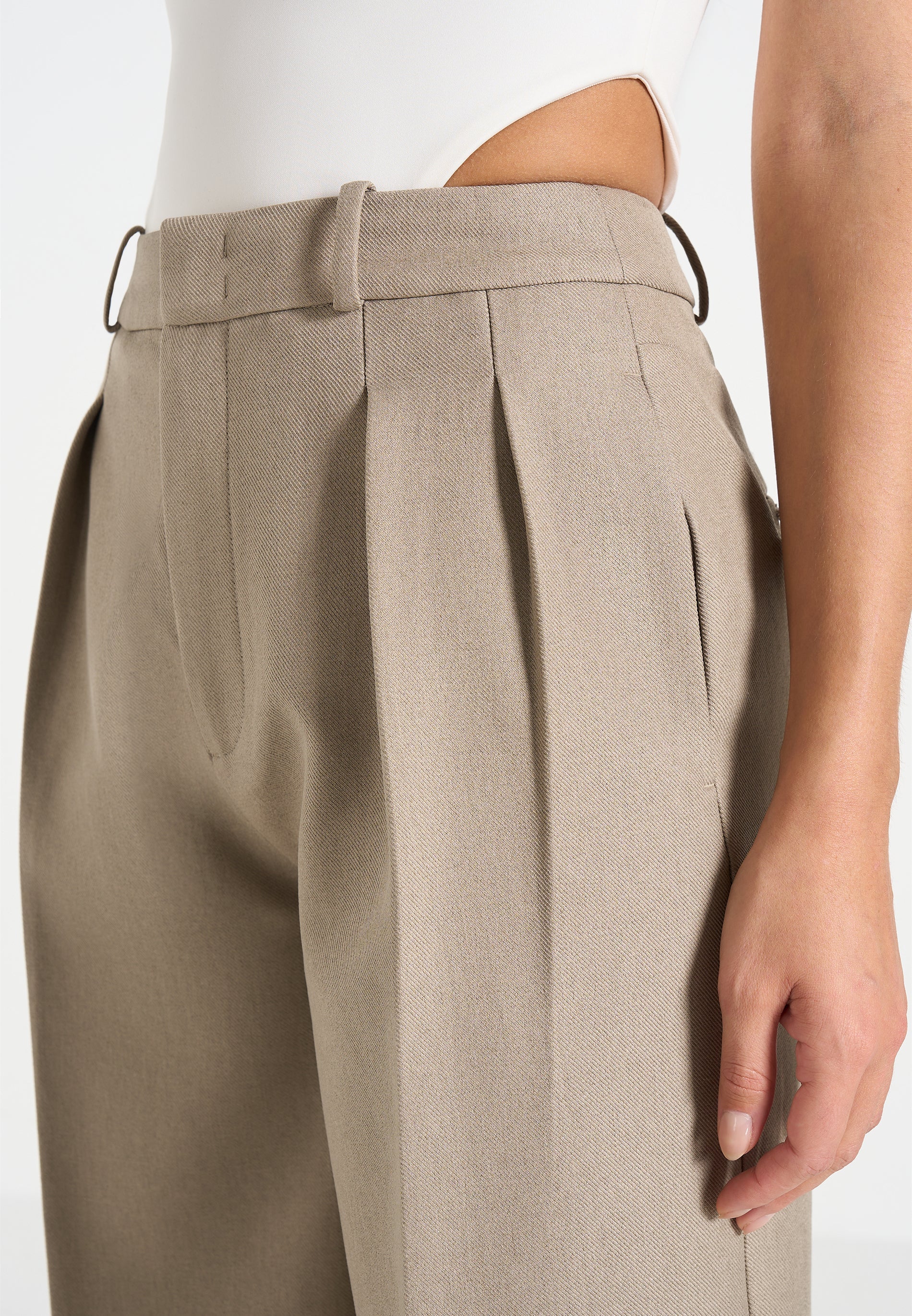 lorette-double-pleat-tailored-shorts-taupe