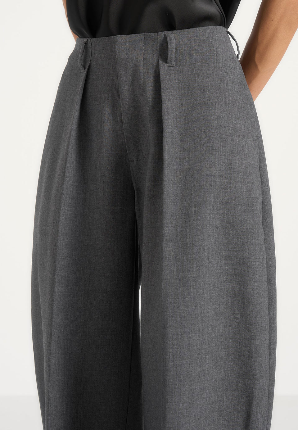 Kylie - Barrel Leg Press Crease Wool-Blend Trousers - Grey