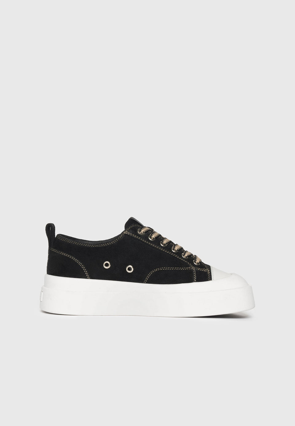 womens-vienna-suede-contrast-stitch-sneaker-black