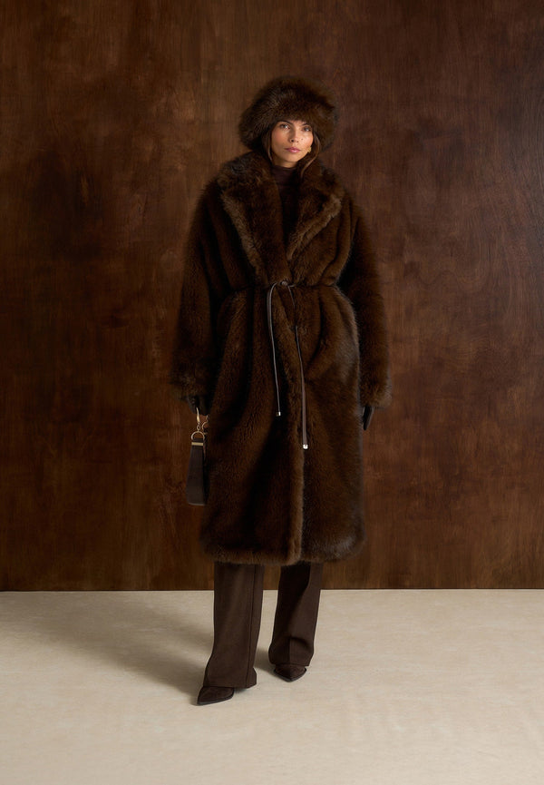 Bria - Oversized Fur Coat With Leather Belt - Brown