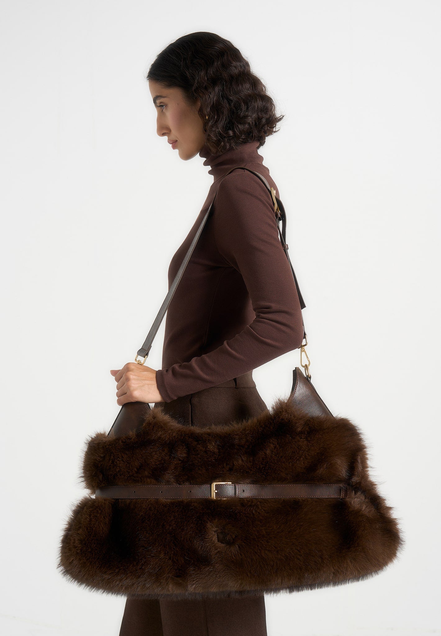 Cali - Fur Duffel Bag  - Brown 