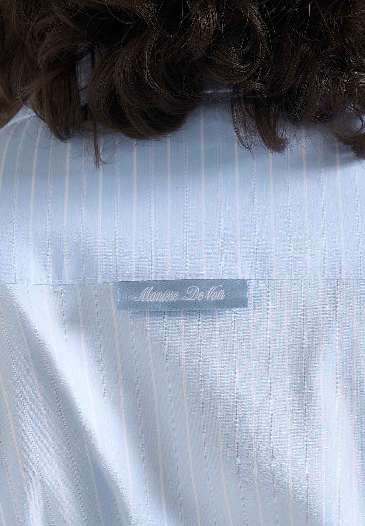 malia-sleeveless-tie-waist-cropped-shirt-pale-blue