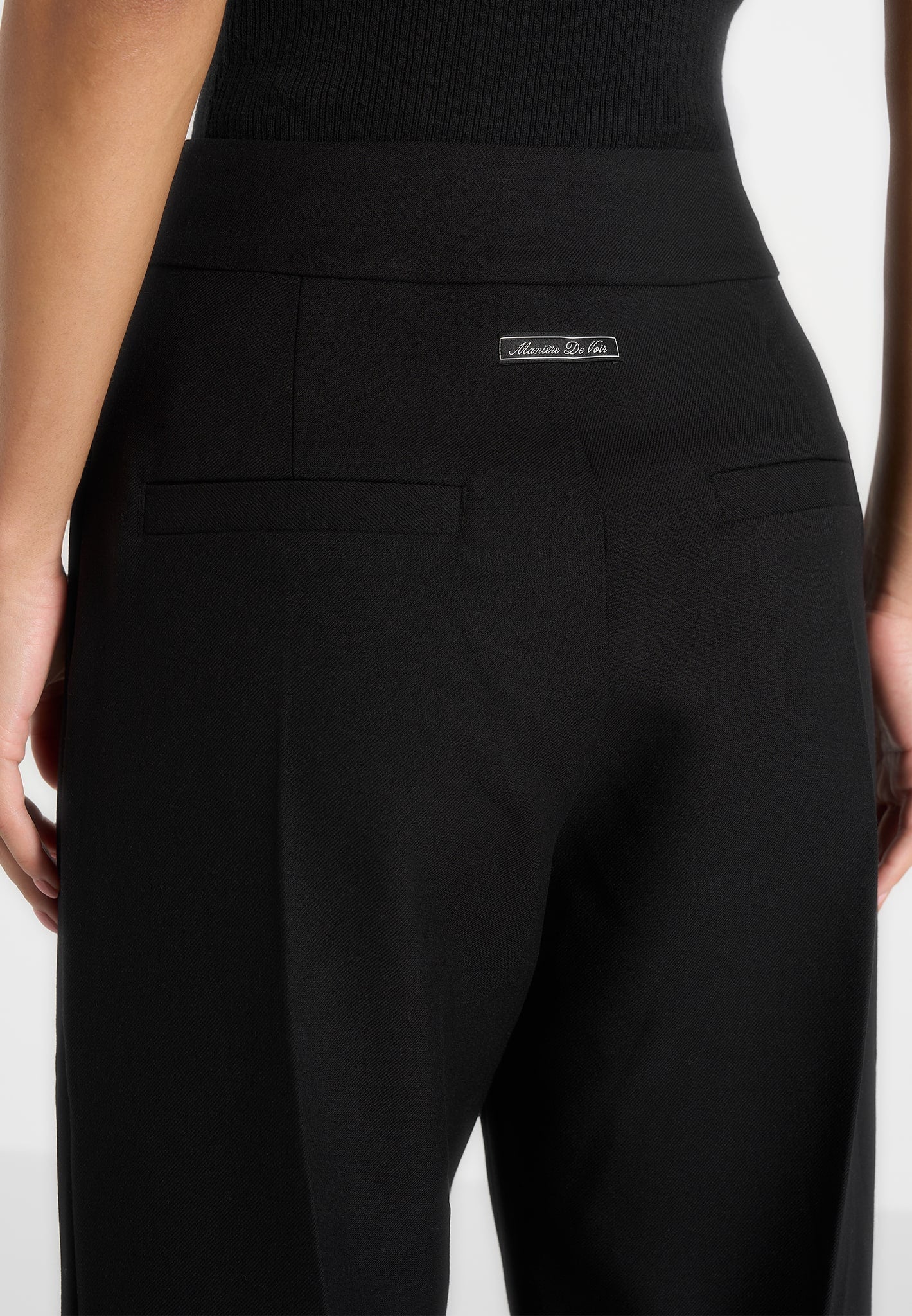 Elsa - High Waisted Tailored Pants - Black
