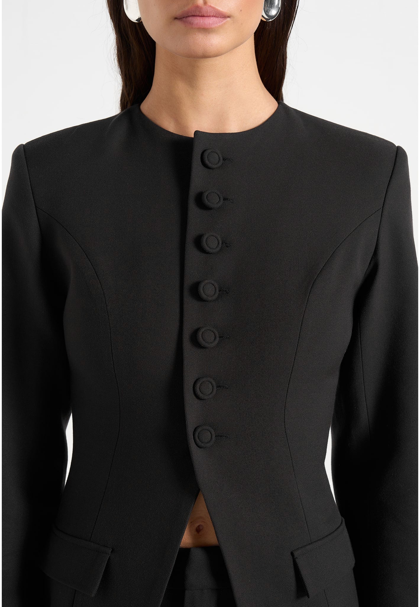 harper-tailored-cinch-blazer-with-detachable-collar-black 