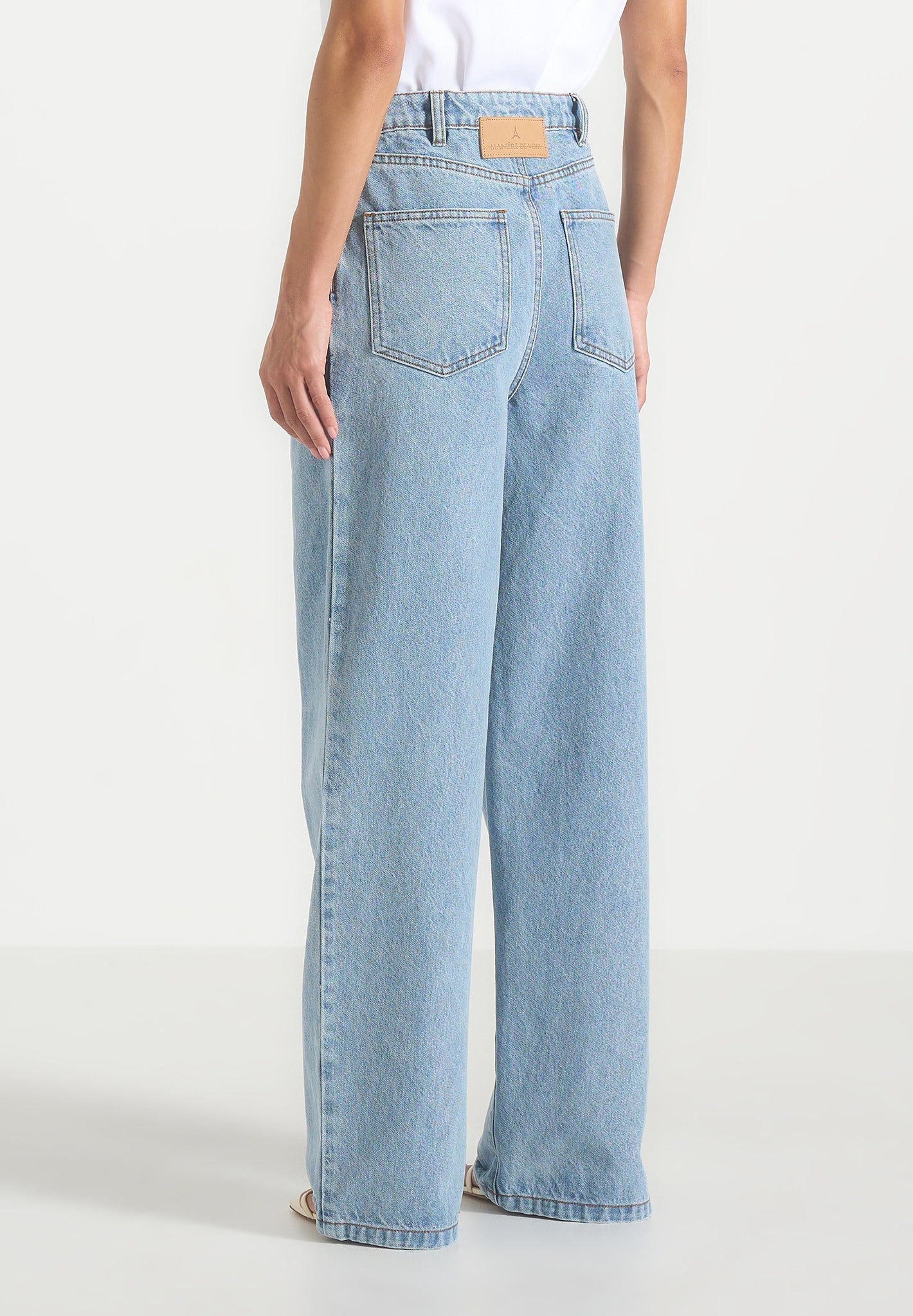 Lucy - Twin Pleat Wide-Leg Denim Jeans - Mid Blue