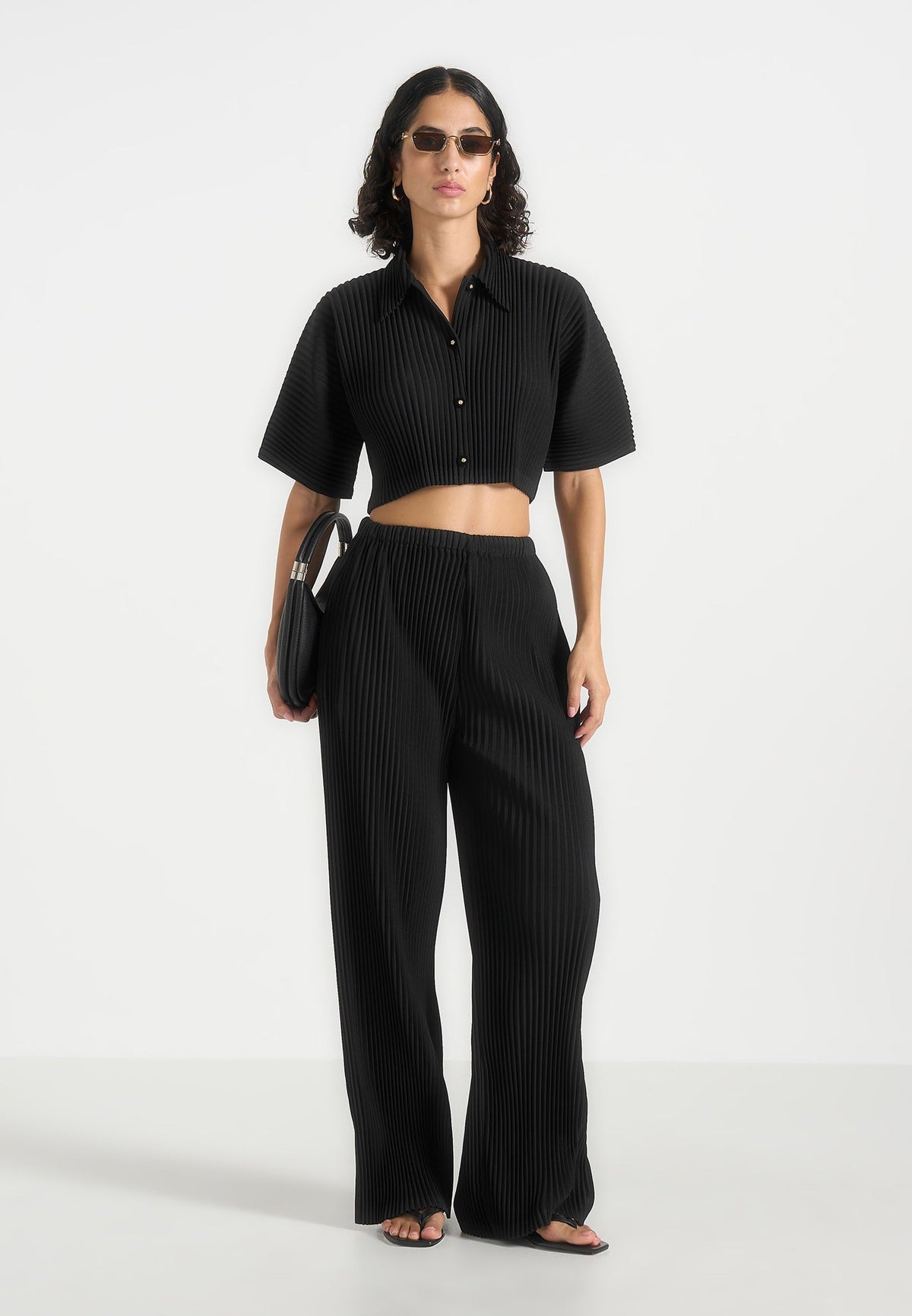 Mona - Cropped Pleated Short-Sleeve Shirt - Black
