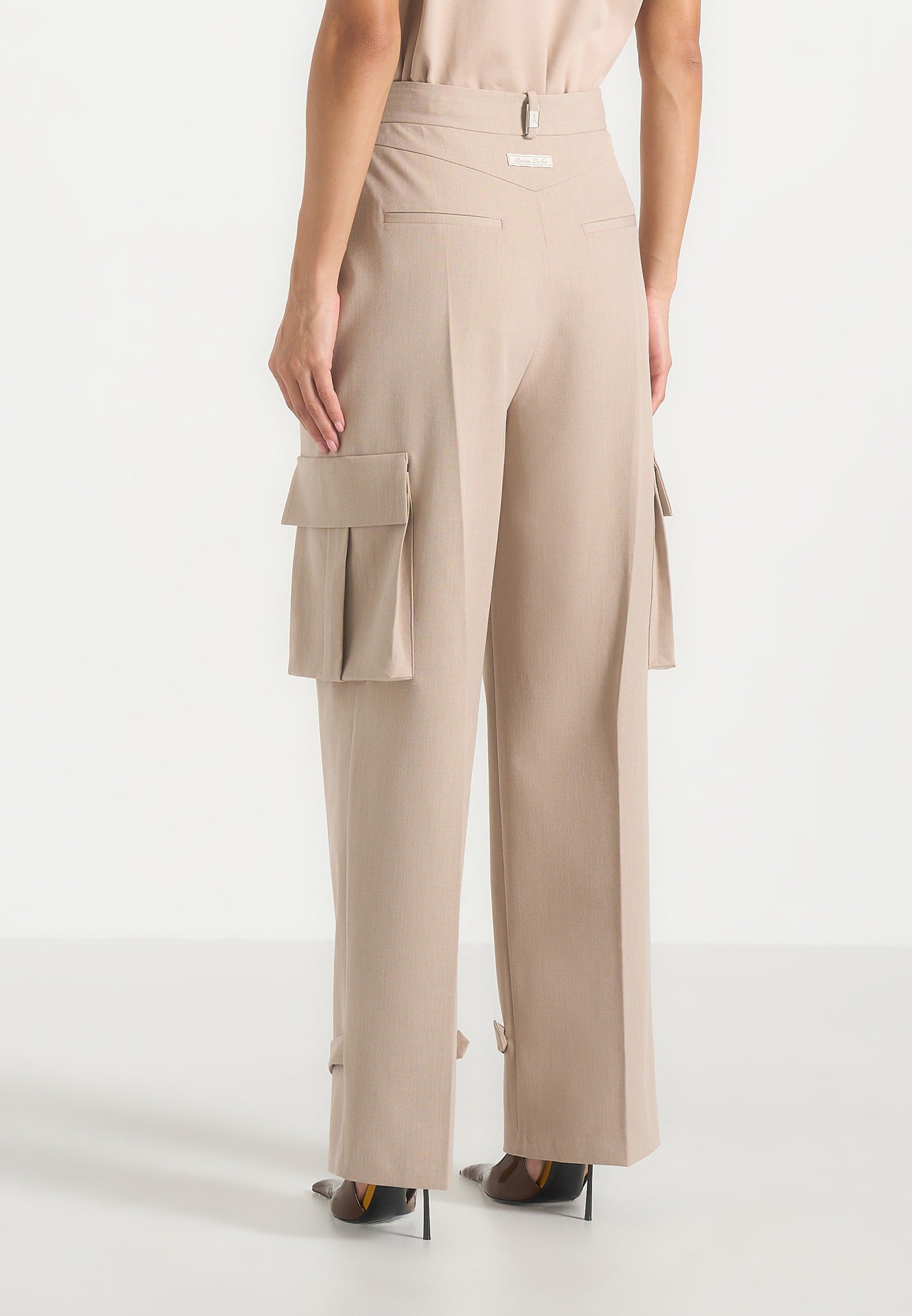 Danielle - Tailored Pleated Cargo Pants - Beige