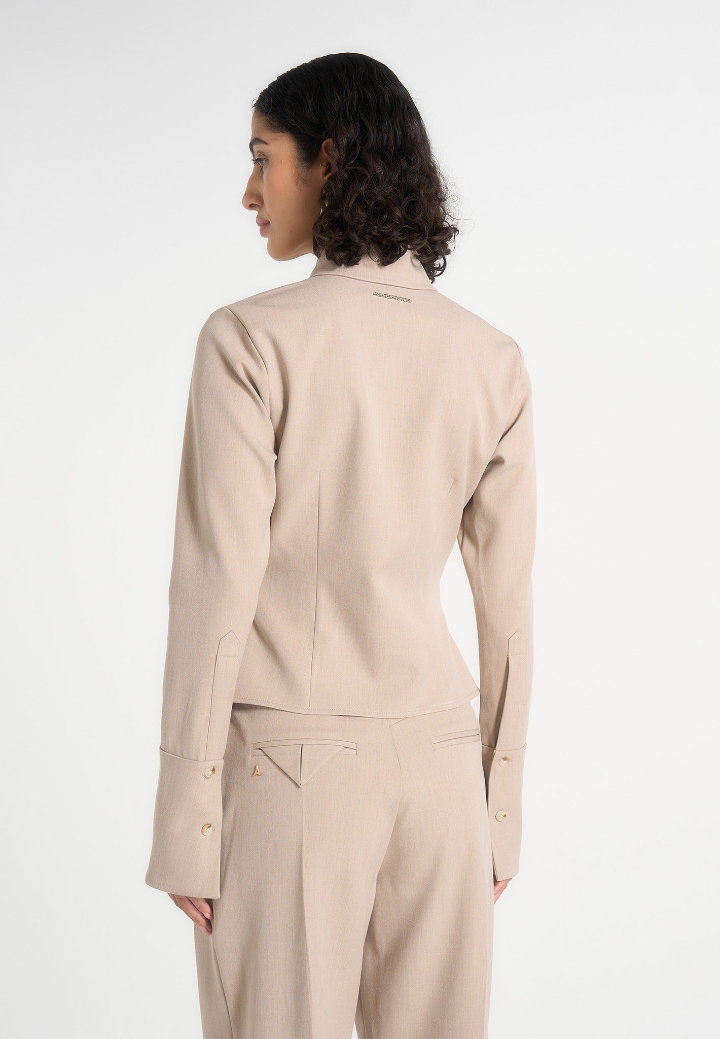 Sonia - Tailored Cinch Shirt - Taupe