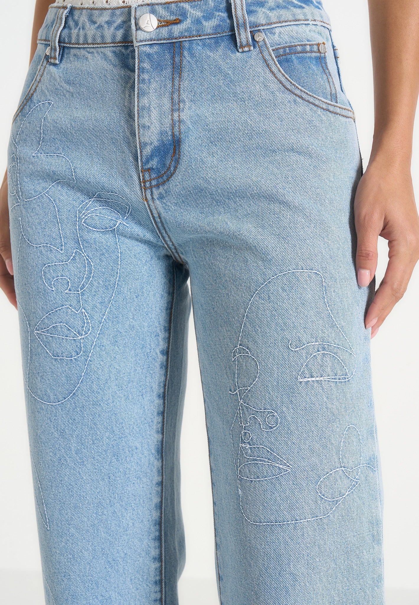 Calista - Line Art Denim Jeans - Mid Blue